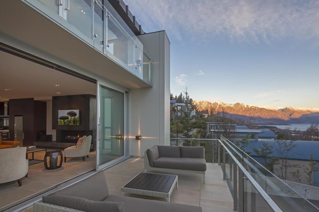 Villa De Luxe, A Relax It'S Done Luxury Holiday Home Квинстаун Экстерьер фото
